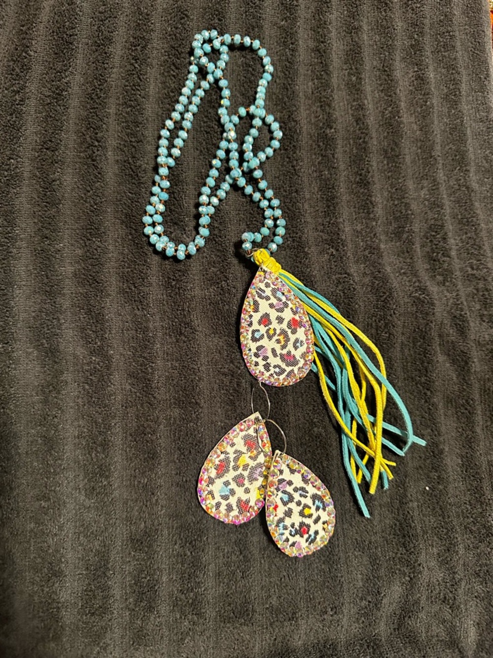 Turquoise Beaded Necklace with Colorful Leopard Tassel Pendant